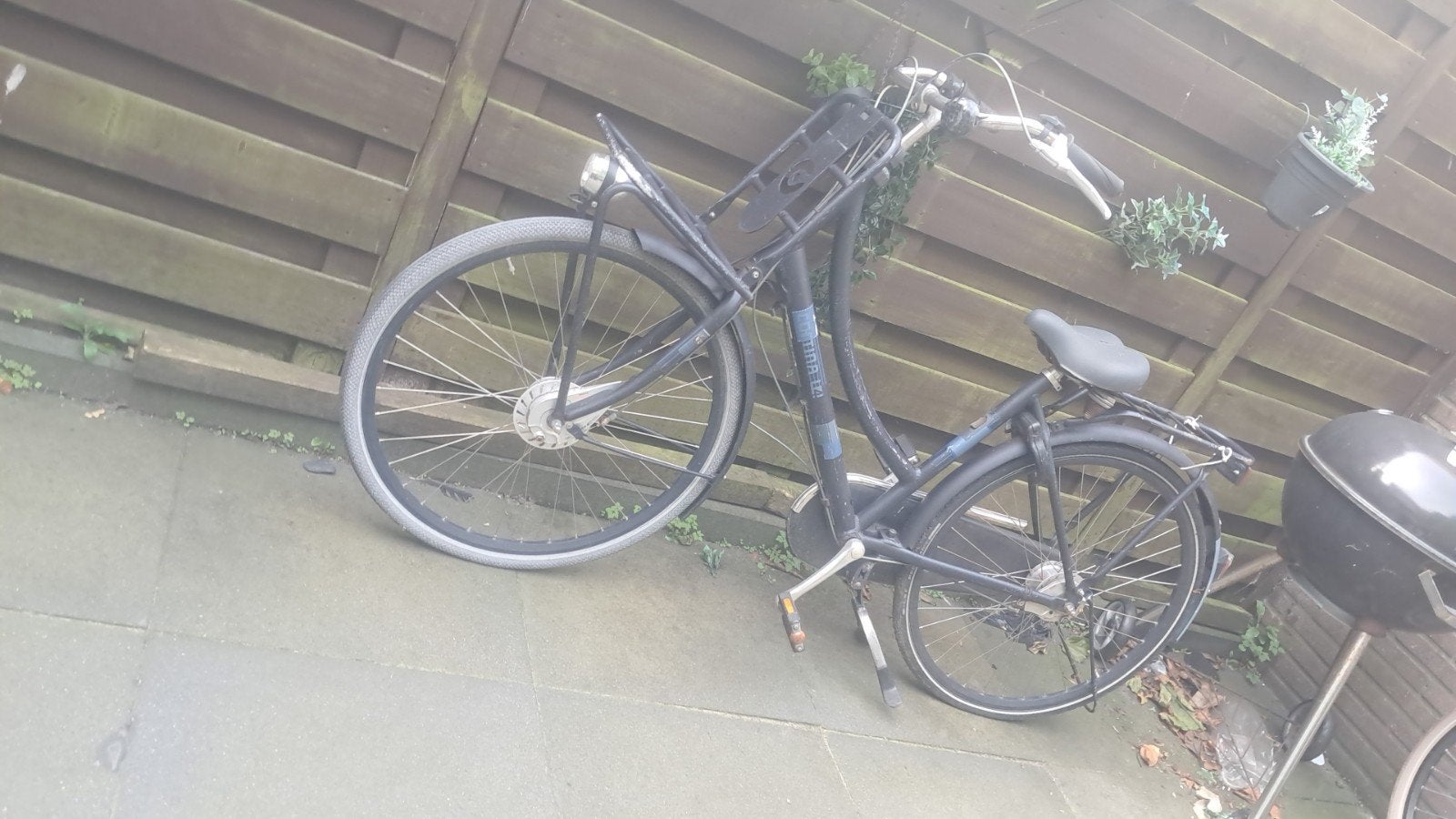 Moederfiets met versnellingsprobleem en lekke band, Fietsen en Brommers, Versnellingen, Trommelrem, Ophalen, Overige merken