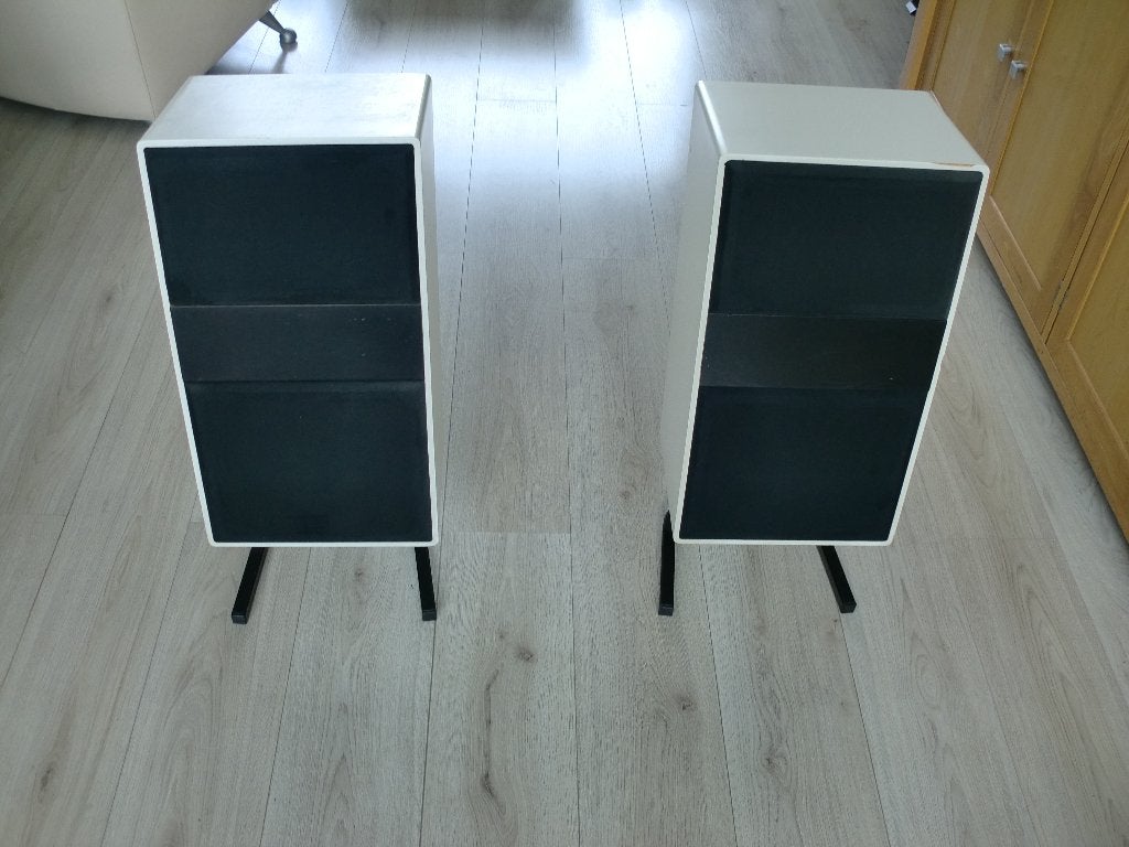 BLS-25 drie luidsprekers Vintage zonder standaards., Zo goed als nieuw, 60 tot 120 watt, Front, Rear of Stereo speakers, Ophalen