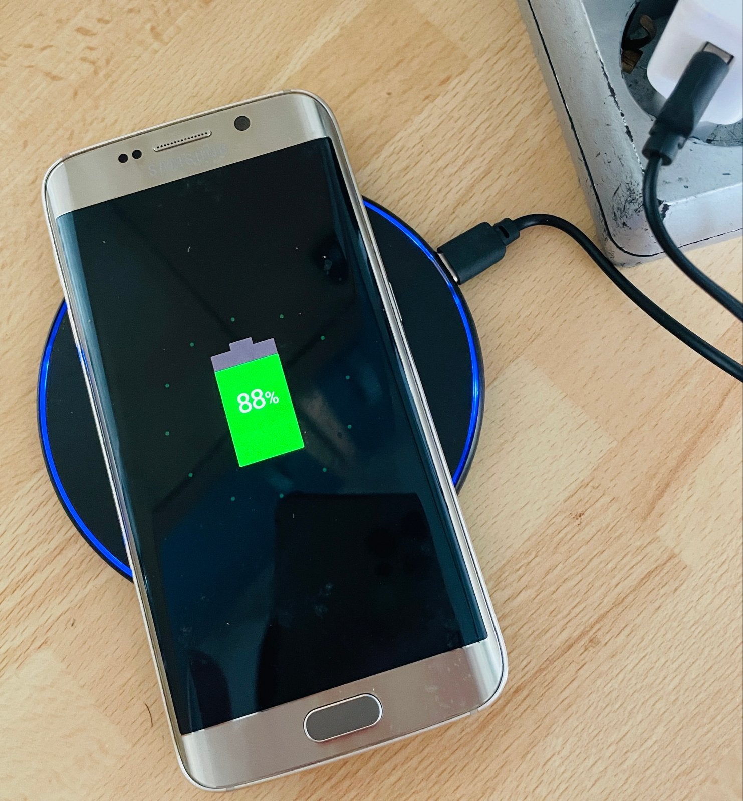 Samsung Galaxy S6 Edge Goud - Zo goed als nieuw, Telecommunicatie, Mobiele telefoons | Samsung, Gebruikt, Overige modellen, Ophalen of Verzenden