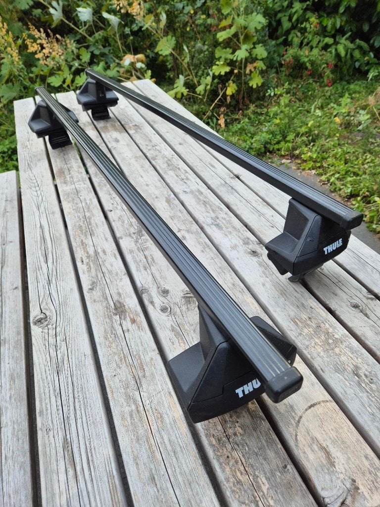 Thule dakdragers voor Polestar 2, Auto diversen, Dakdragers, Ophalen, Zo goed als nieuw