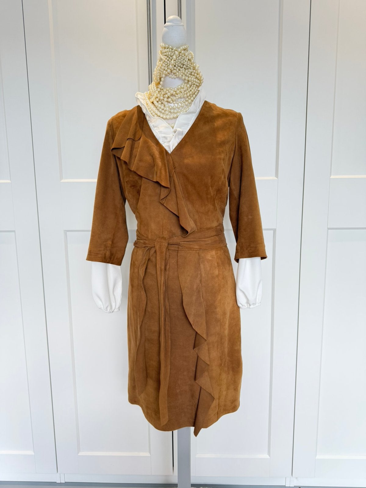 Schitterend Caroline Biss jurk suede bruin 42 44 xl xxl, Kleding | Dames, Jurken, Bruin, Verzenden, Maat 42/44 (L), Zo goed als nieuw