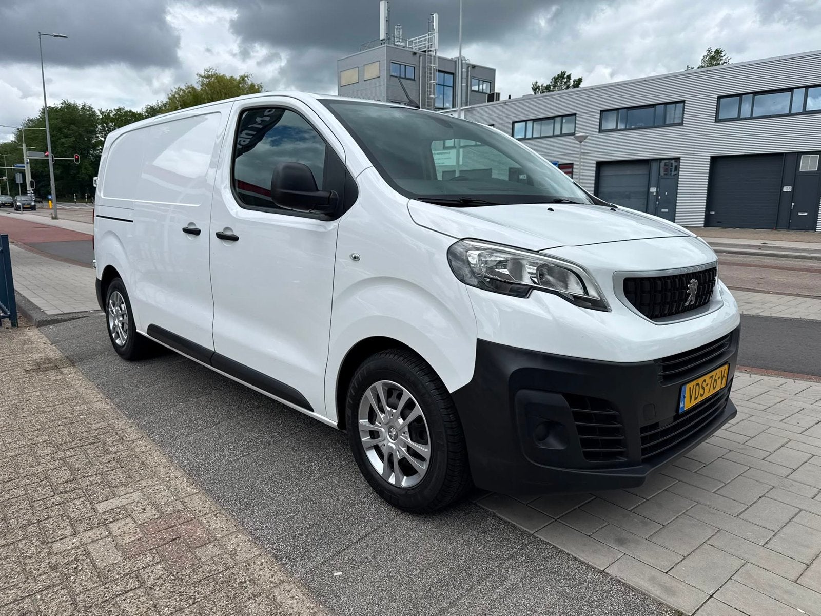 Peugeot Expert 1.5 BlueHDi Dealeronderhouden | NAP|Excl. BTW, Voorwielaandrijving, 15 km/l, 4 cilinders, Leder en Stof