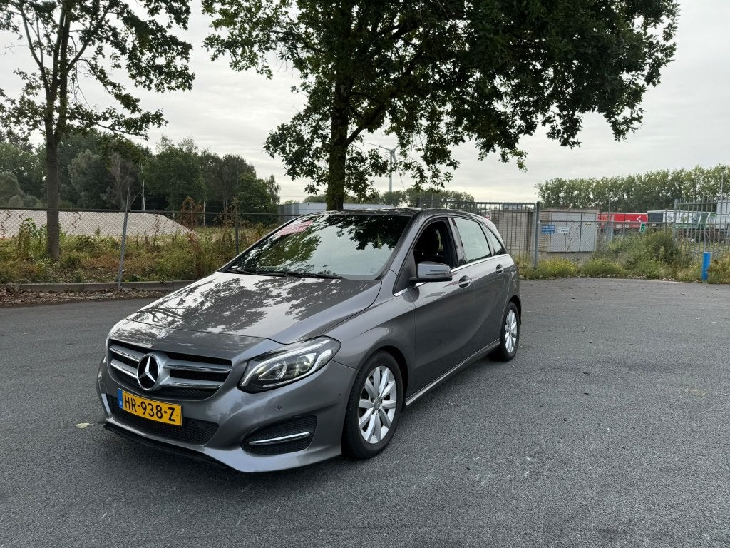 Mercedes-Benz B-Klasse 1.5 CDI B180 5DRS BE Dct7 2015 Grijs, Auto's, Stof, Origineel Nederlands, Diesel, 108 pk