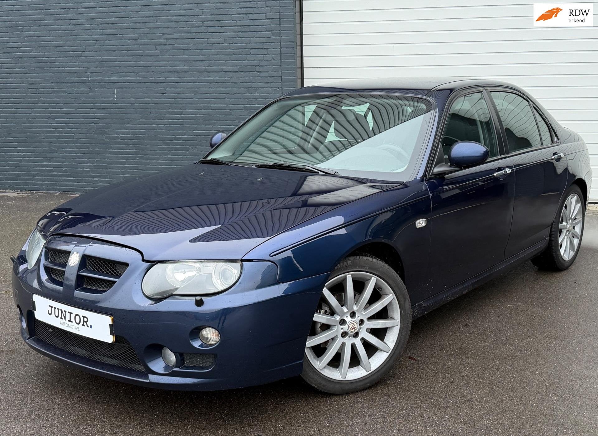 MG ZT 2.0 CDTi 135 CRUISE/CLIMA/UNIEK!/SPORT/LEDER, Auto's, MG, Voorwielaandrijving, Zwart, 4 cilinders, Blauw