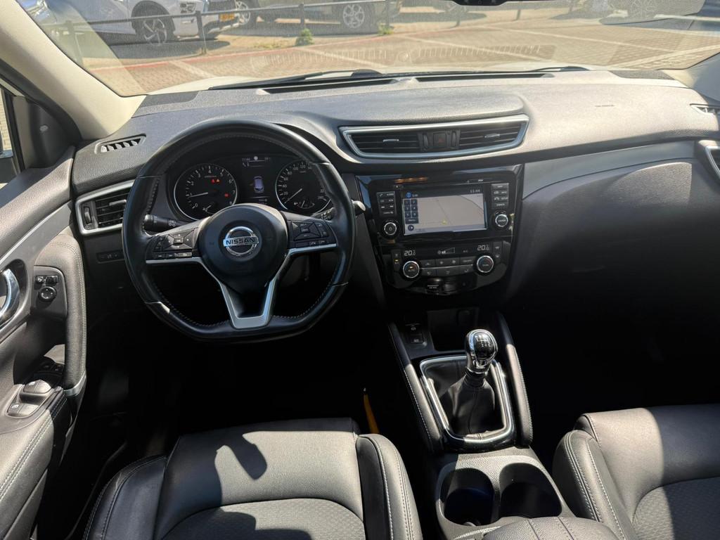 Nissan Qashqai 1.2 Tekna *Trekhaak & Black Pack*, Voorwielaandrijving, Gebruikt, Euro 6, 4 cilinders