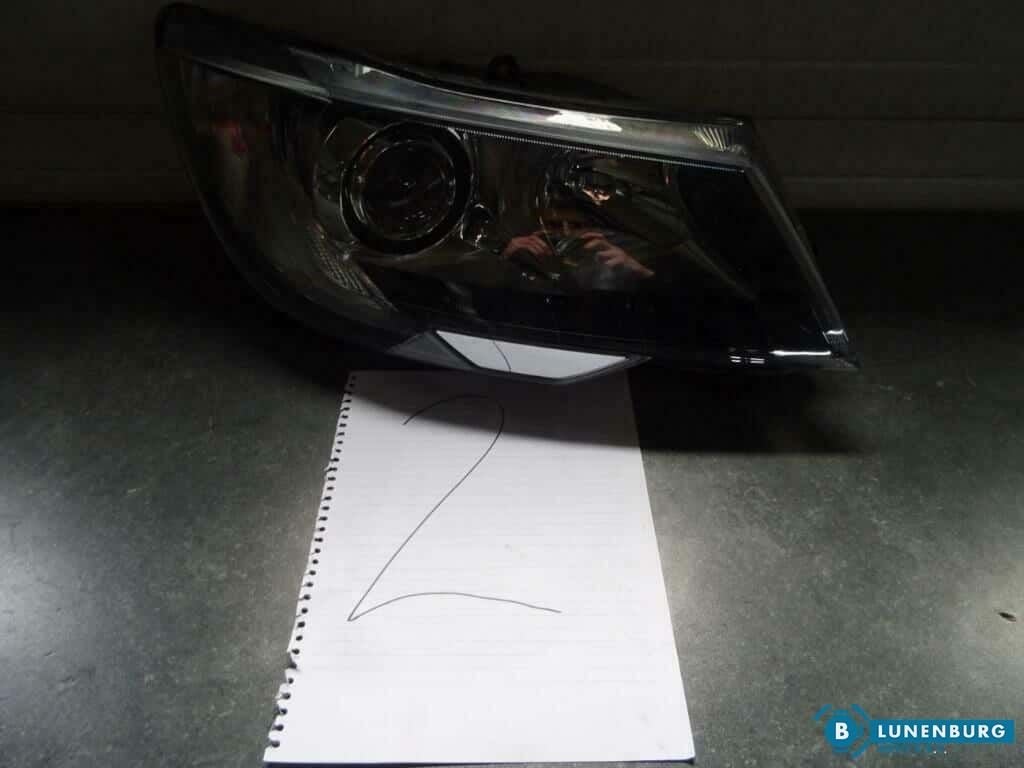Rechter koplamp Skoda Superb Combi 2015, Gebruikt, -, -, Ophalen of Verzenden