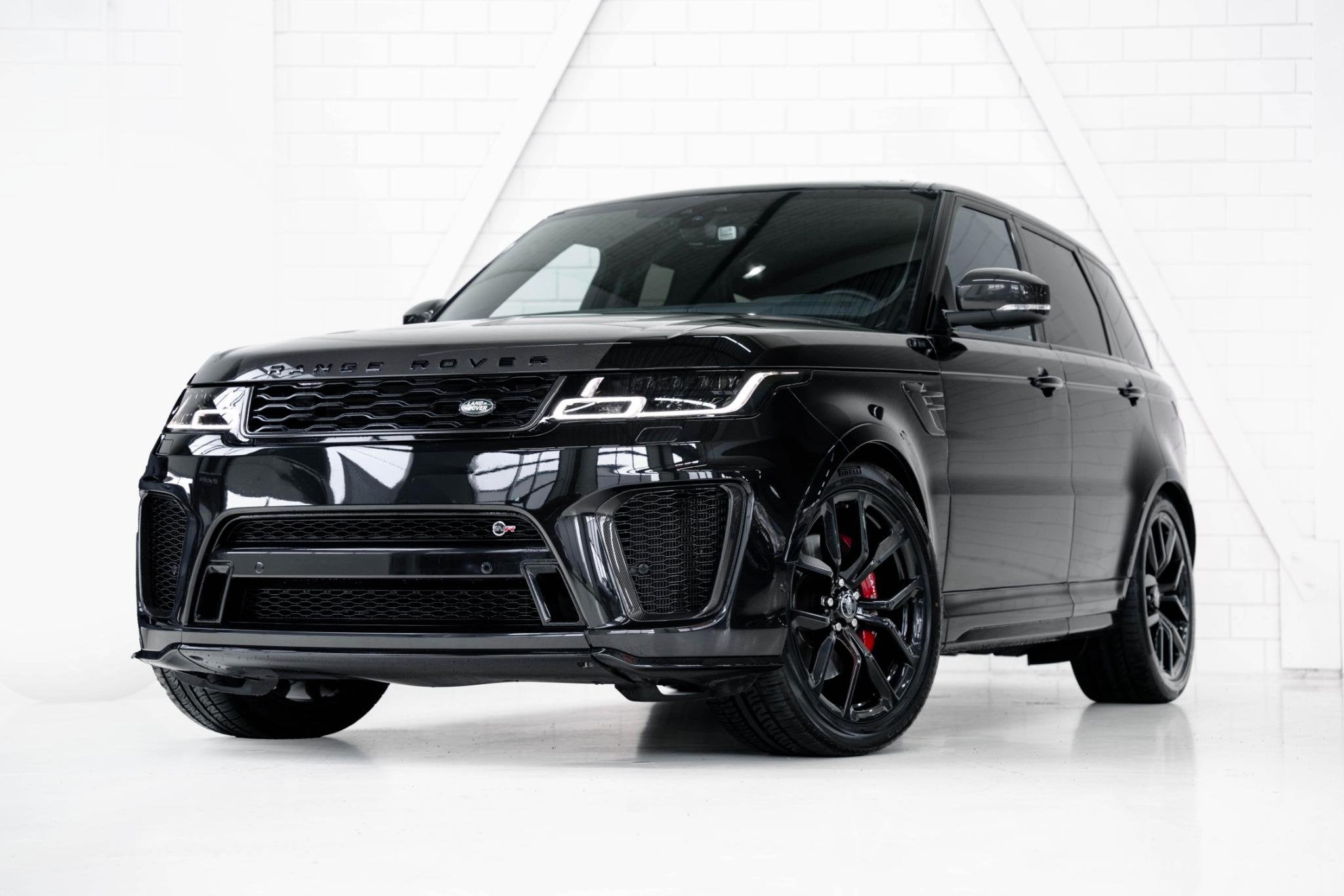 Land Rover Range Rover Sport P575 SVR Carbon Edition | Carbo, Auto's, Automaat, Stof, 3000 kg, Zwart
