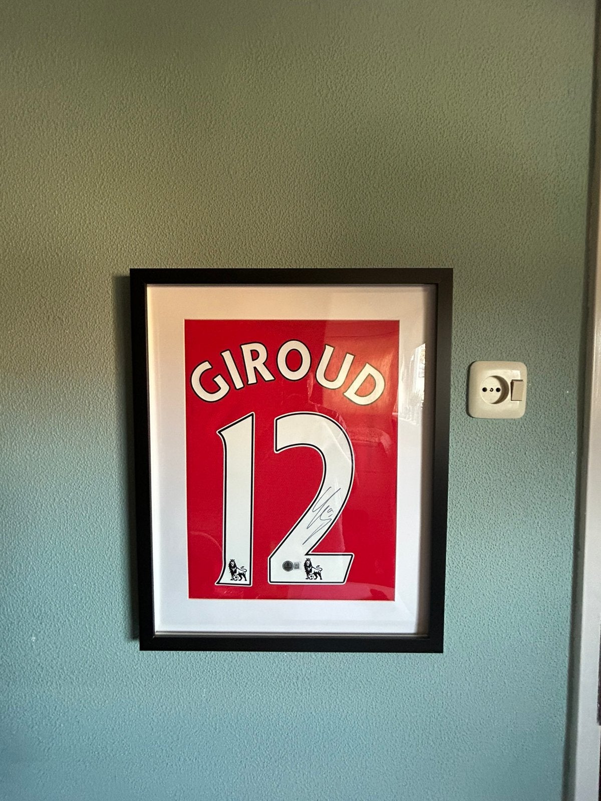 Olivier giroud gesigneerd shirt met COA, Ophalen of Verzenden, Zo goed als nieuw, Buitenlandse clubs, Shirt