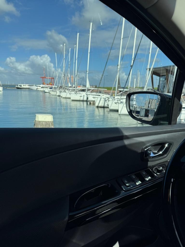 Renault Clio Estate 0.9 TCe Dynamique, Voorwielaandrijving, Zwart, Origineel Nederlands, Handgeschakeld