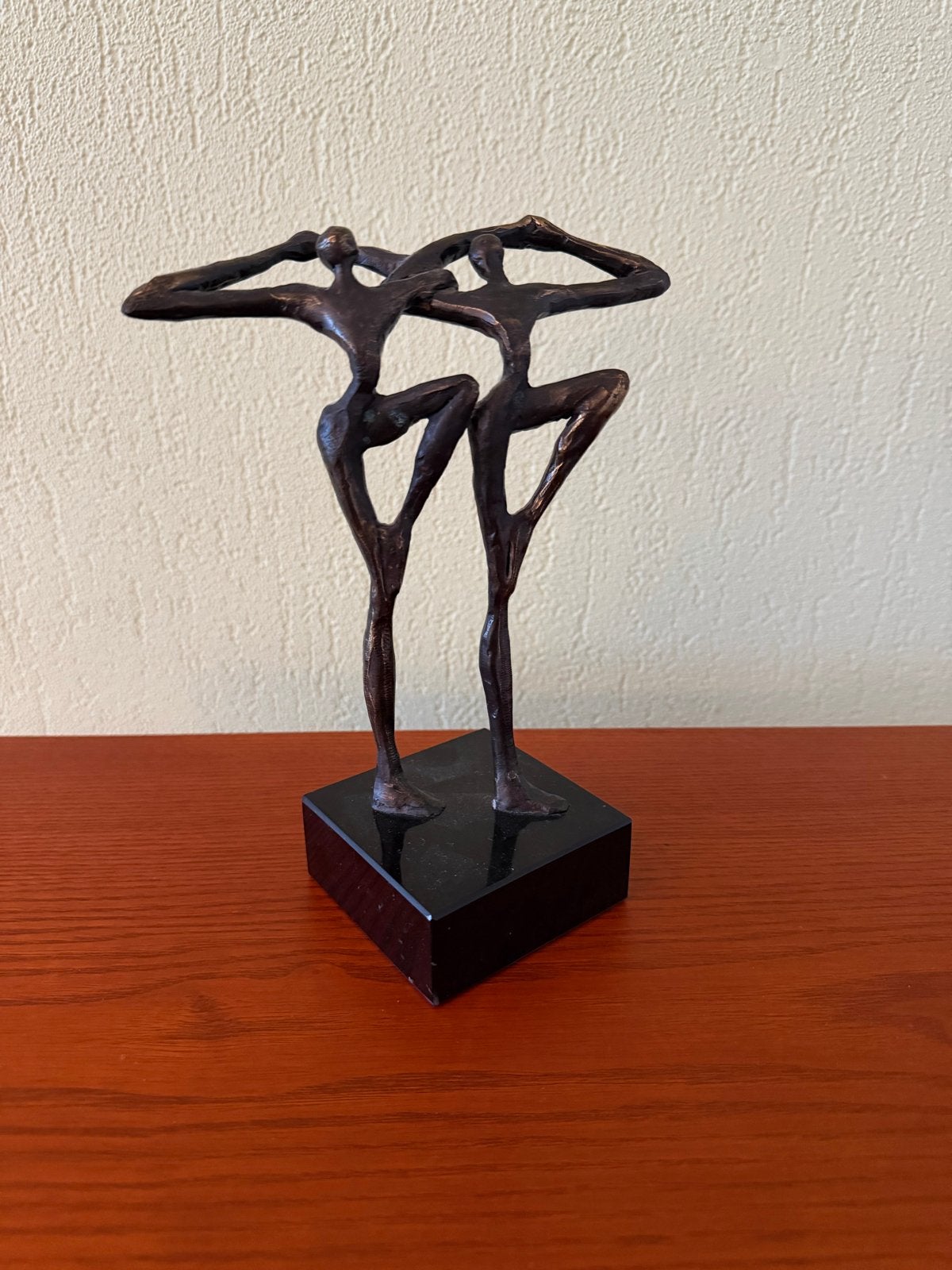 Corry Ammerlaan bronzen beeld "Binding", Ophalen of Verzenden, Brons, 20 - 50 cm, Op sokkel