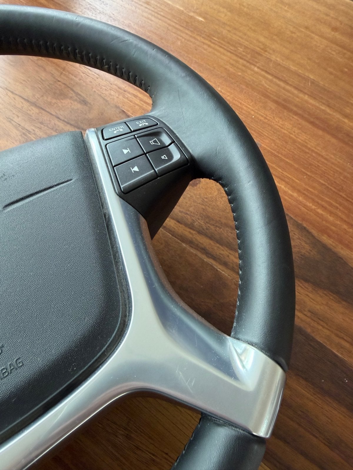 Volvo stuurwiel met bediening en airbag, Ophalen, Gebruikt, Volvo