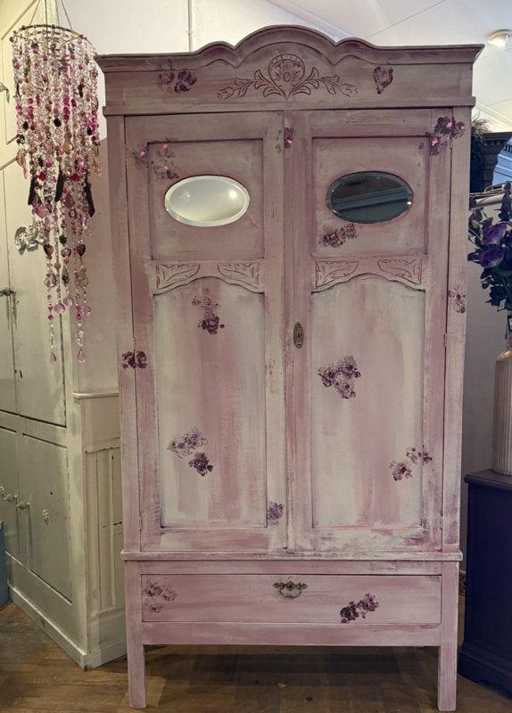 Vintage kast, brocante meidenkast, antieke legkast roze VdlM, Ophalen, 100 tot 150 cm, 1 of 2 laden, Oude linnenkast kinderkamer kunst spiegeltjeskast uniek kastje