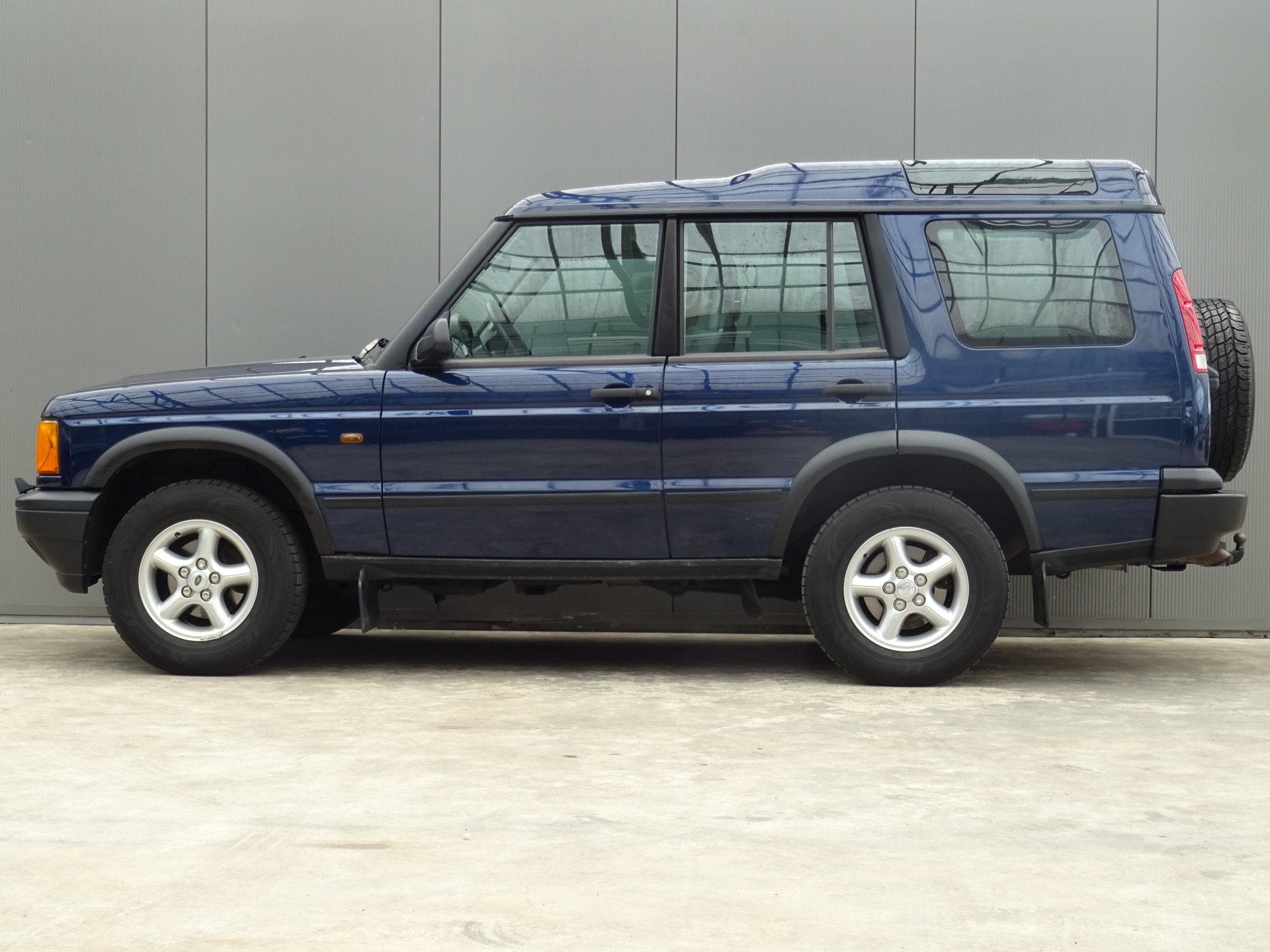 Land Rover Discovery 4.0 V8 ES * BTW * LAGE KM * YOUNGTIMER, foto 8