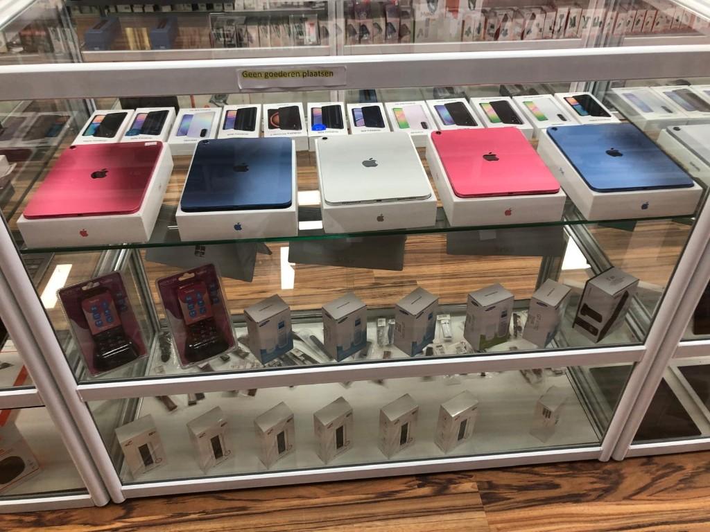 iphone pro / ipad pro 12.9/ ipas 10.2 / ipad A16 / ipad 2022, Ophalen, Zo goed als nieuw, Overige typen