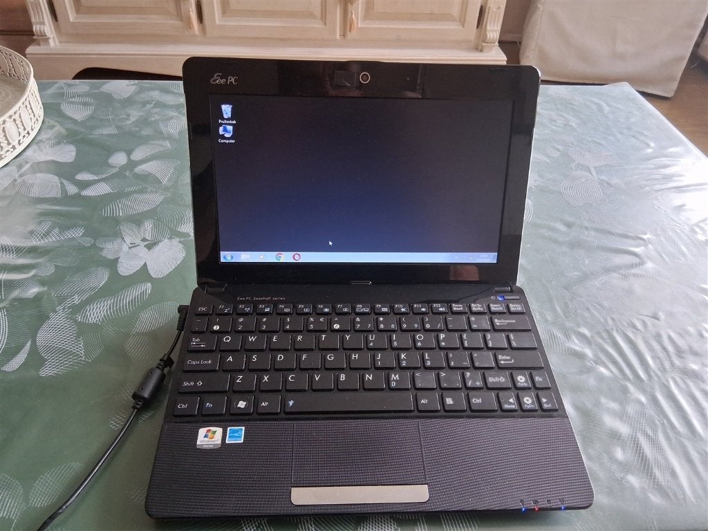 Netbook Asus, 320GB, Gebruikt, Qwerty, AMD