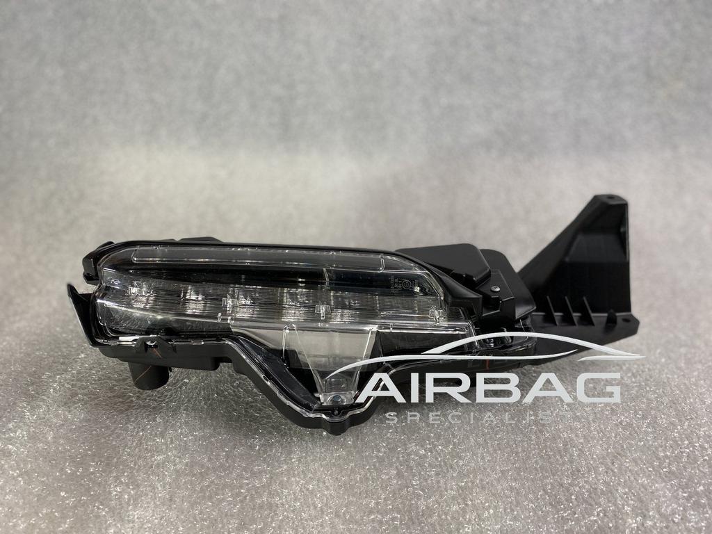 Toyota Yaris Cross 2020+ Dagrijverlichting Rechts Right 8143, Auto-onderdelen, Verlichting, Gebruikt, Ophalen of Verzenden