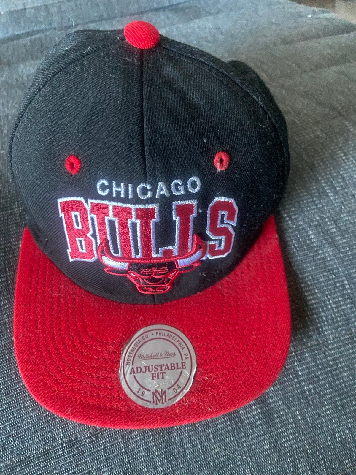 Mitchell & Ness NBA caps- Chicago Bulls & Vancouver Grizzlie, Ophalen, Gedragen, One size fits all, Pet