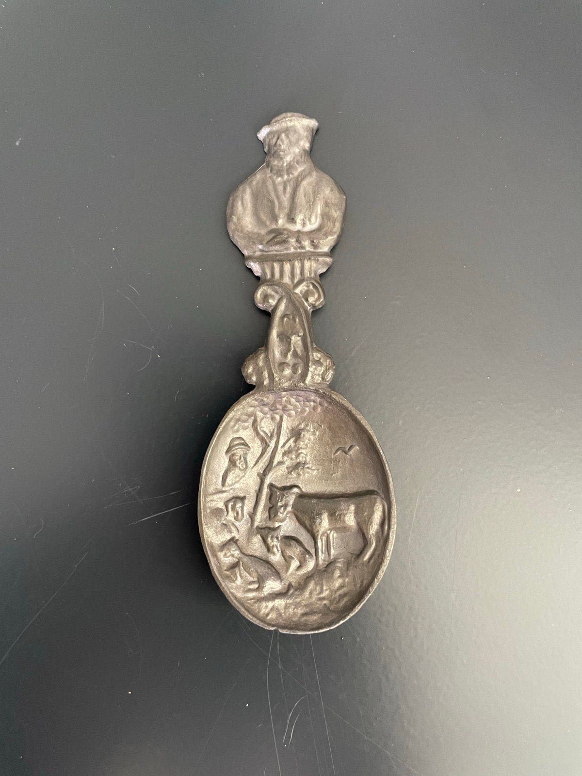 Decoratieve tinnen sierlepel Oud Hollandse Tingieterij, Antiek en Kunst, Ophalen of Verzenden