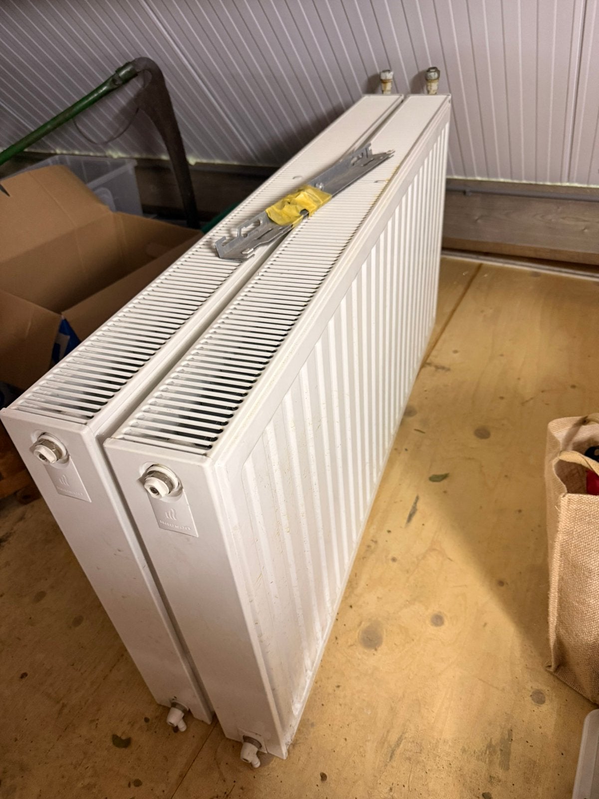 2x radiator 120X60 cm., Ophalen, 30 tot 80 cm, Radiator, Zo goed als nieuw