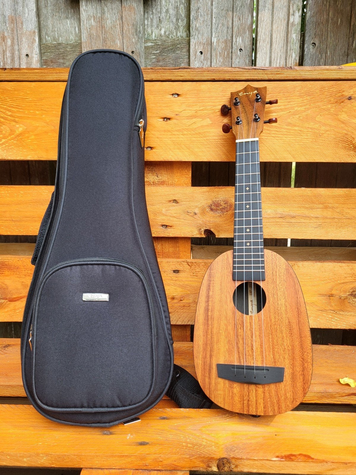 Enya sopraan ukulele, Muziek en Instrumenten, Ophalen, Zo goed als nieuw, Overige typen