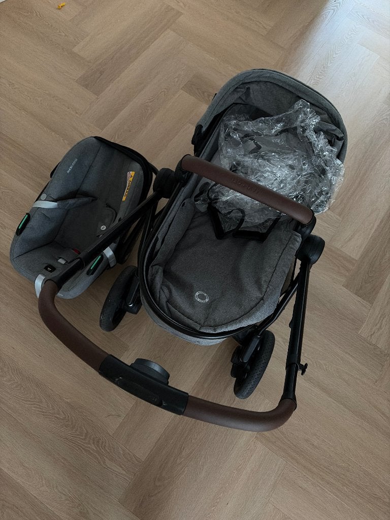 Maxi-Cosi Zelia S Trio 3-in-1, zo goed als nieuw!!, Ophalen, Zo goed als nieuw, Duowagen, Combiwagen