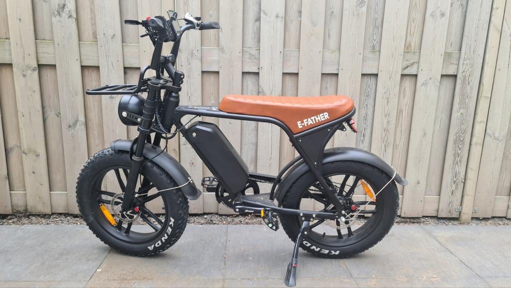 CrossBoss V8 C80 Fatbike - Zo goed als nieuw, Fietsen en Brommers, Elektrische fietsen, Zo goed als nieuw, 47 tot 51 cm, 50 km per accu of meer