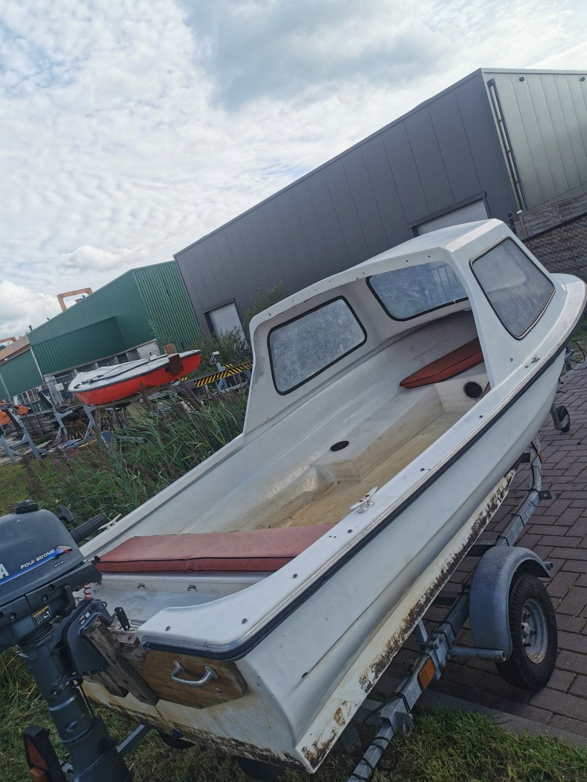 opknapper compleet met trailer en 4pk Yamaha fourstroke, Ophalen