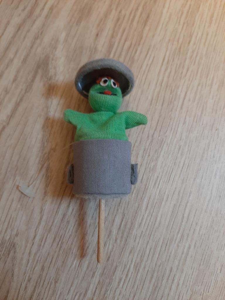 Sesamstraat Oscar popje, Ophalen of Verzenden