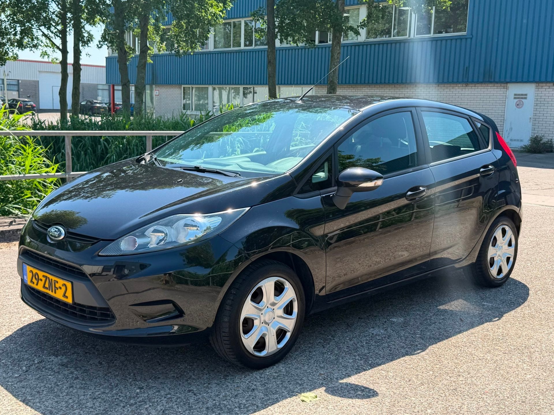Ford Fiesta 1.25 Champion 5DRS Airco! 93.600 KM NAP! 1 jaar, Voorwielaandrijving, Euro 5, 1242 cc, 4 cilinders