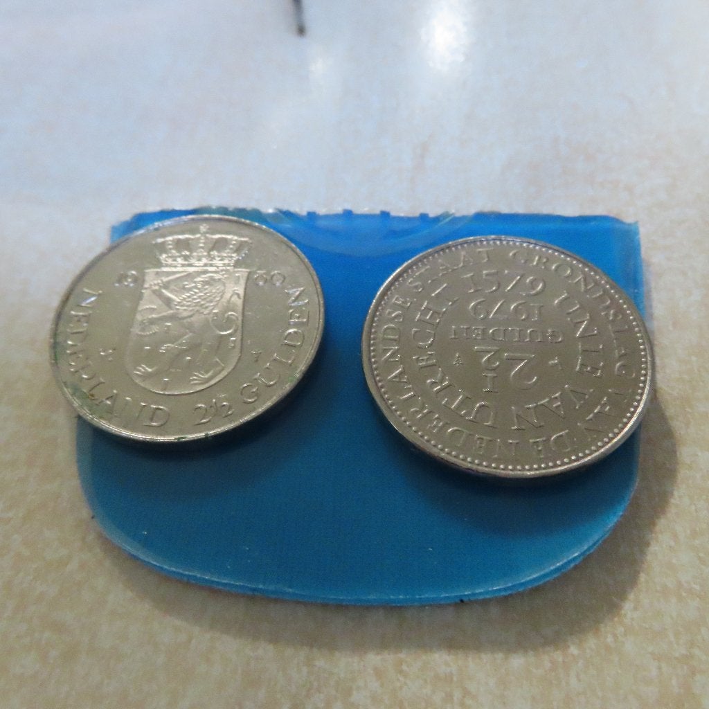 2 rijksdaalders 1979 en 1980 herdenkingsmunten, Verzenden, Koningin Beatrix, 2½ gulden