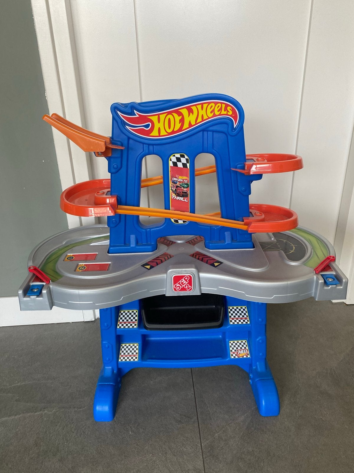 Step 2 Hot Wheels tafel met racebaan, Ophalen, Racebaan, Zo goed als nieuw, Hot Wheels