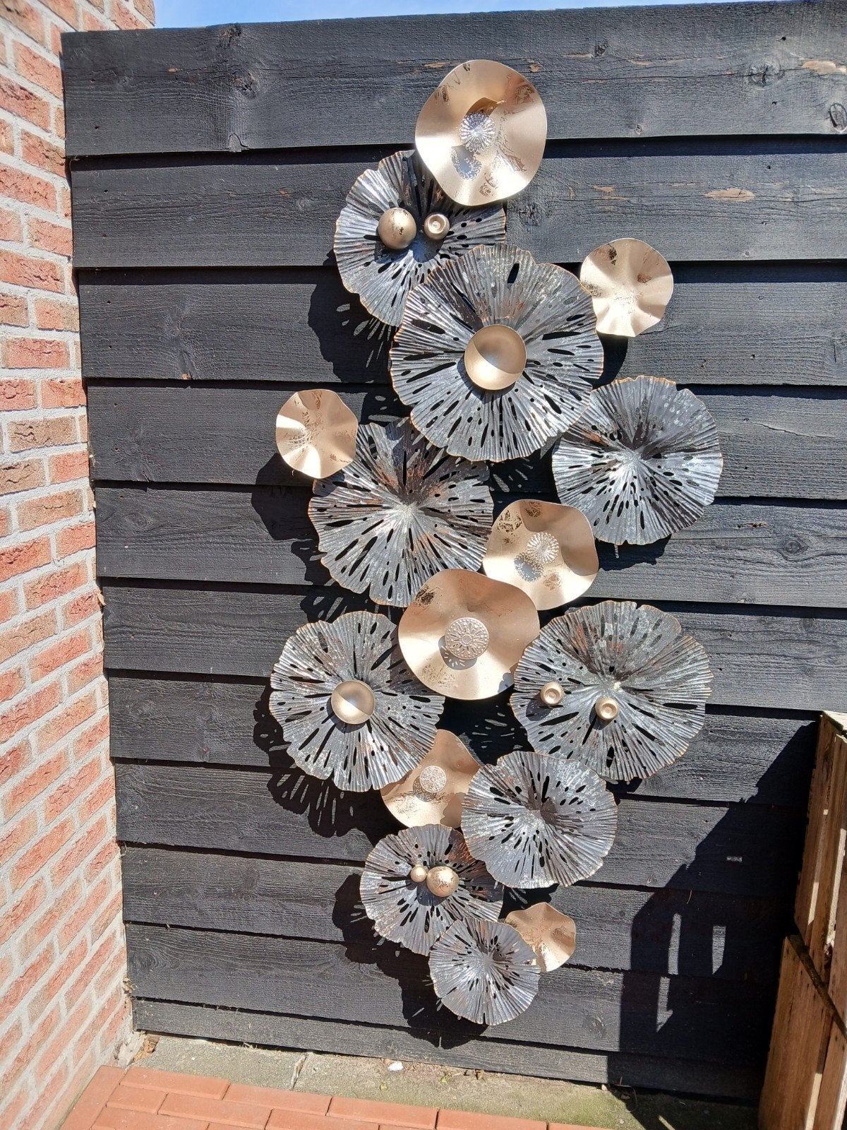 Muur ornament, Ophalen