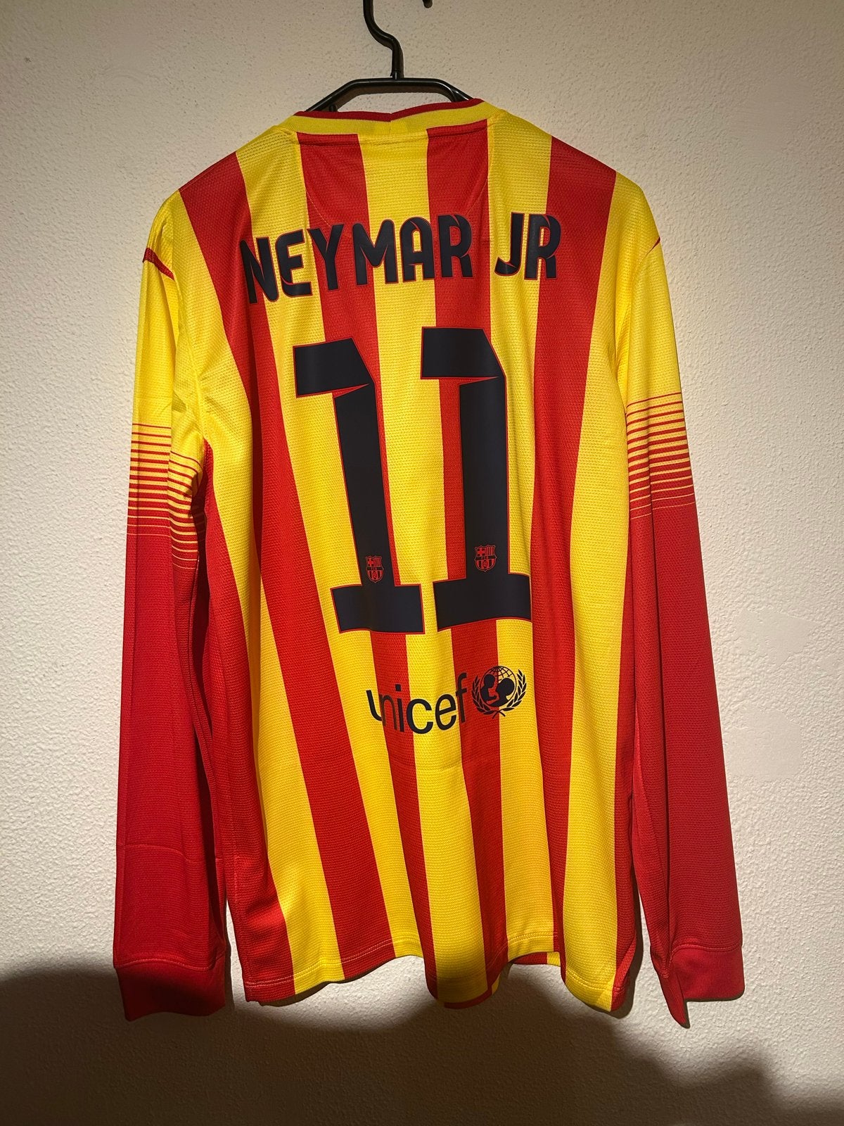 FC Barcelona Neymar Jr. Thuisshirt 2013-2014 - Maat M, Maat M, Ophalen of Verzenden, Nieuw, Shirt