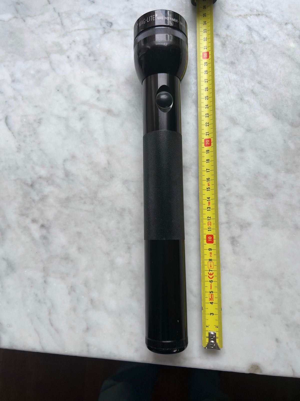 Mag-Lite zaklamp - Zwart, robuust en betrouwbaar, Ophalen of Verzenden, Gebruikt, Batterij