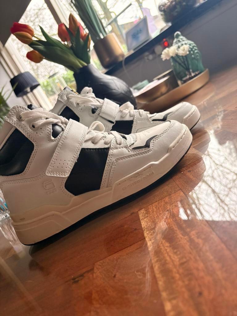 g star raw, Ophalen of Verzenden, Zo goed als nieuw, Zwart, Sneakers of Gympen