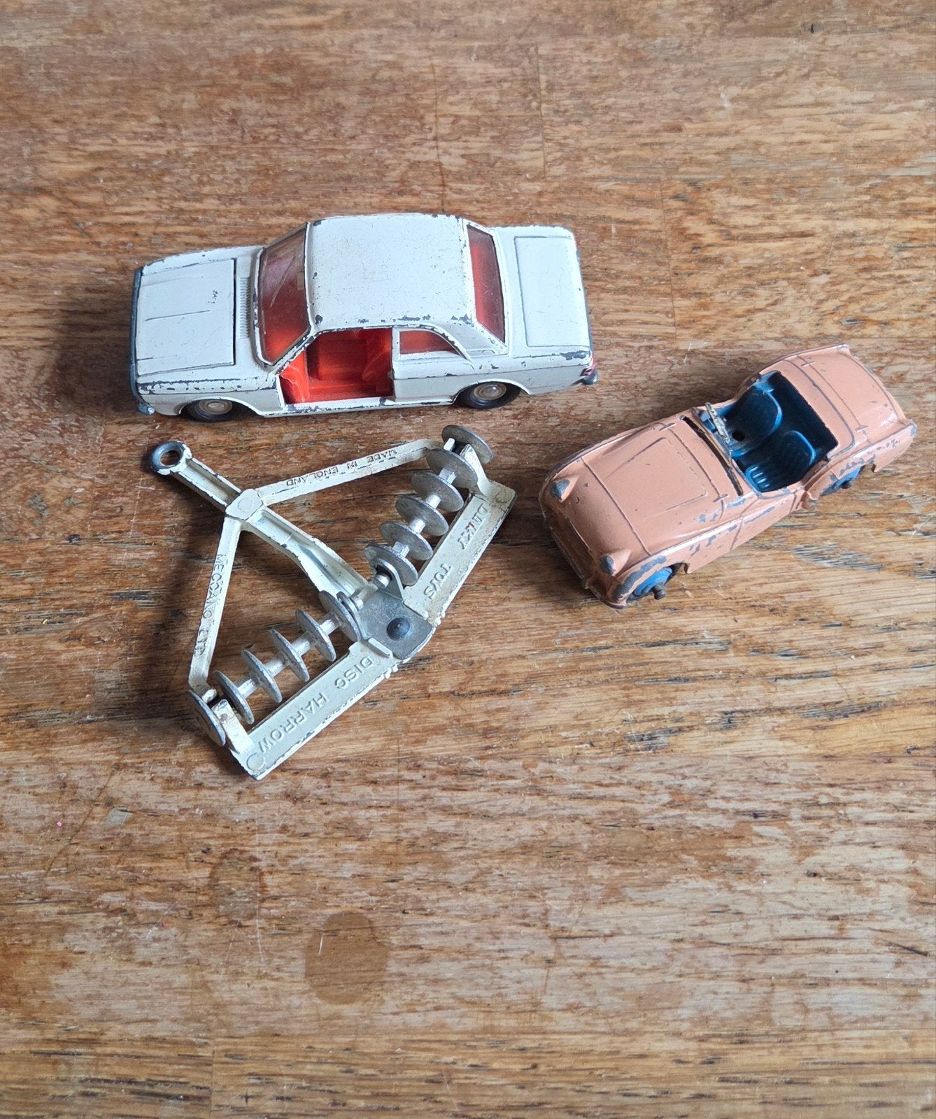 Dinky Toys: Ford Cortina, Triumph TR2 en Eg, Ophalen of Verzenden, Gebruikt