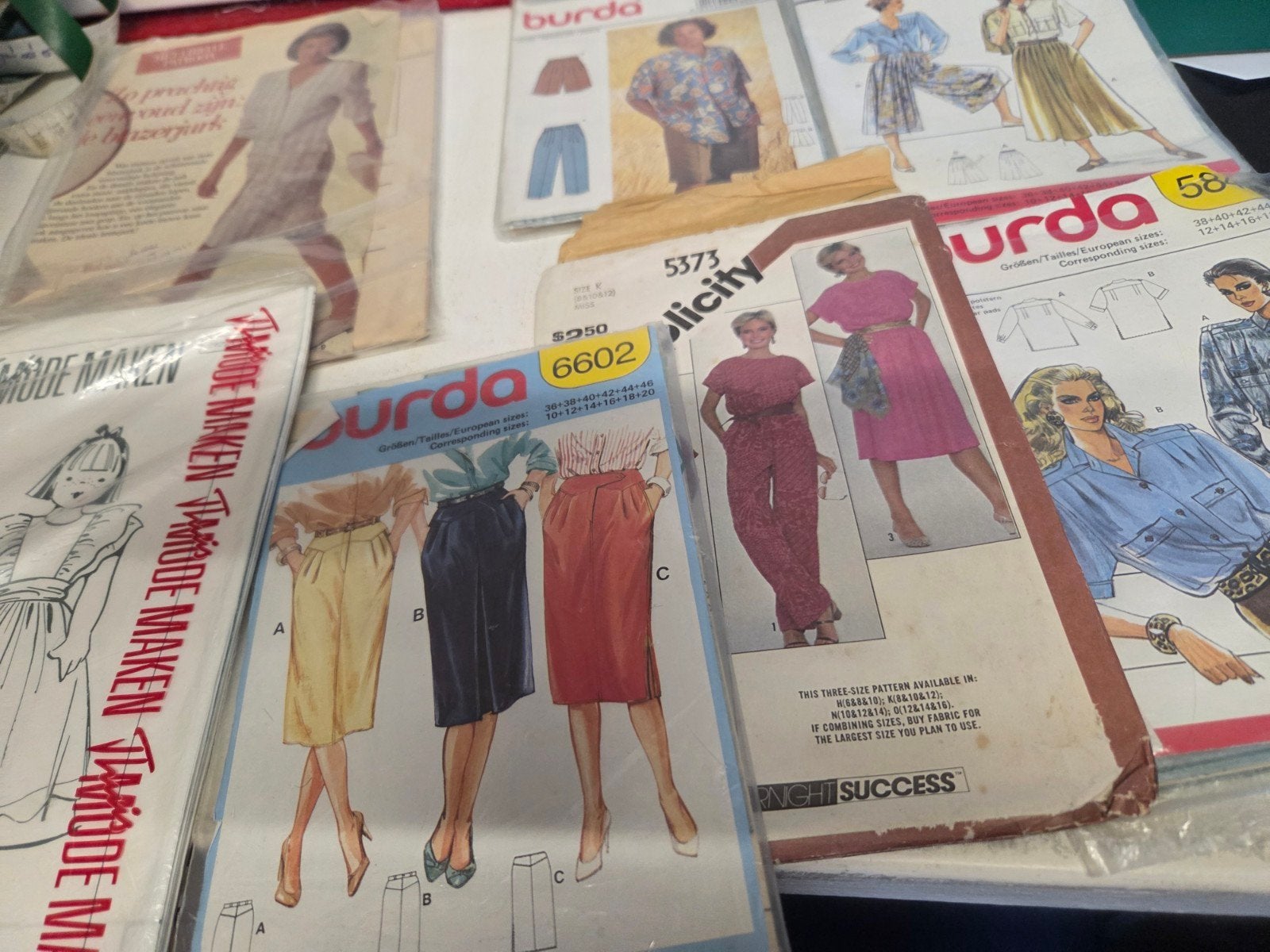 zolderopruiming 7 vintage naaipatronen, Ophalen of Verzenden, Gebruikt, Vrouw, Burda