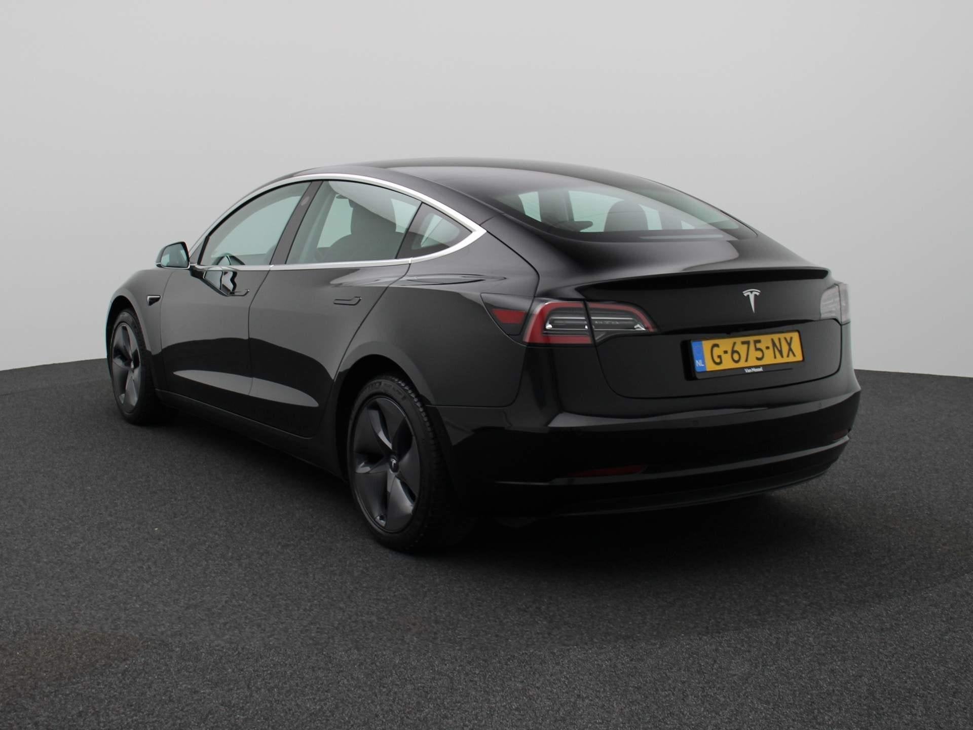 Tesla Model 3 Standard RWD Plus 60 kWh Tesla Model 3 Standar, Auto's, Automaat, Achterwielaandrijving, Gebruikt, Zwart