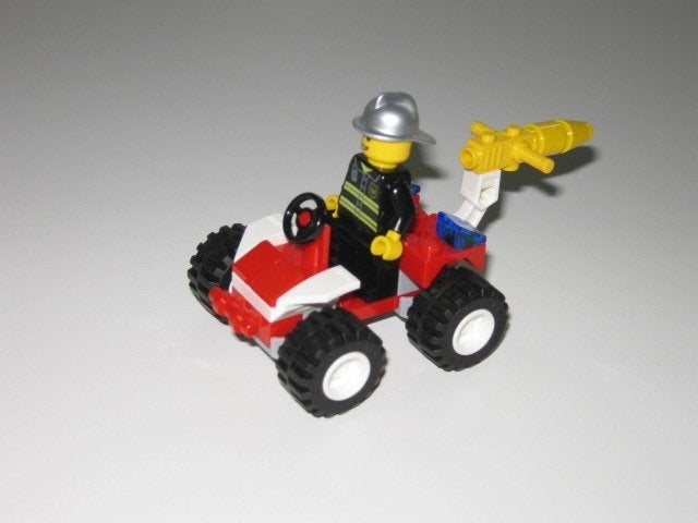 Lego City brandweerauto/ brandweerman 30010. 100% compleet, City, Verzenden, Lego, Zo goed als nieuw
