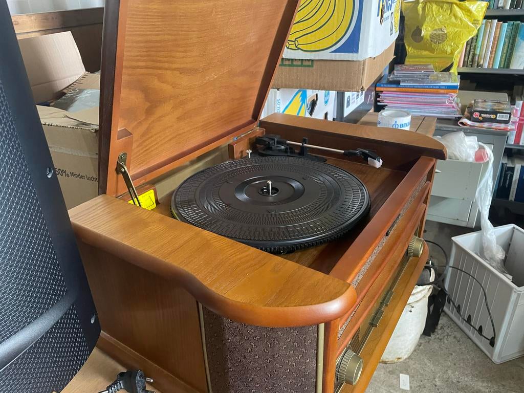 Soundmaster Platenspeler met Cassette en USB - Z.g.a.n., Overige merken, Verzenden, Zo goed als nieuw, USB-aansluiting