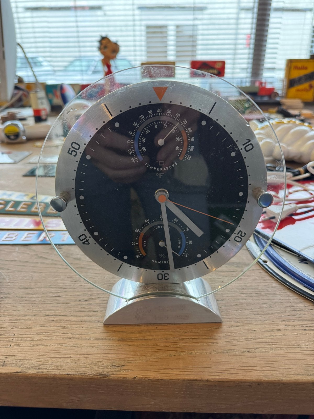 Vintage Tafelklok met Thermometer en Hygrometer, Huis en Inrichting, Woonaccessoires | Klokken, Gebruikt, Vintage, Analoog, Ophalen of Verzenden