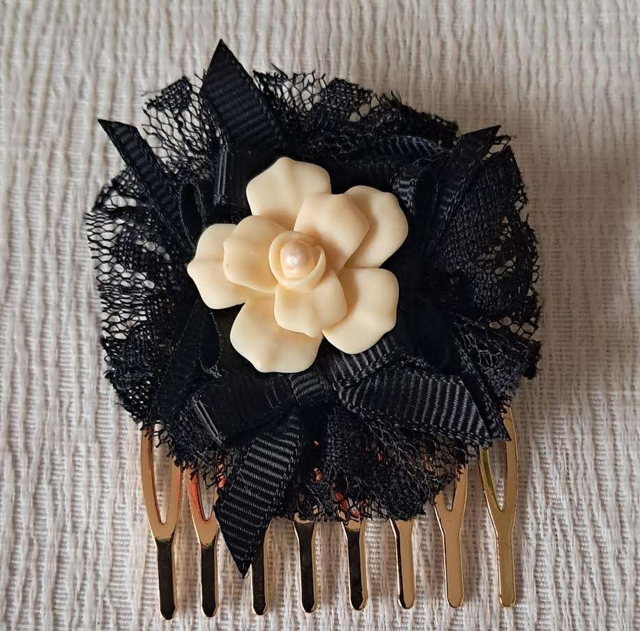 Dolce & Gabbana haarstokkam haar broche hoofdsieraad, Sieraden, Tassen en Uiterlijk, Ophalen of Verzenden, Zo goed als nieuw, Haarspeld