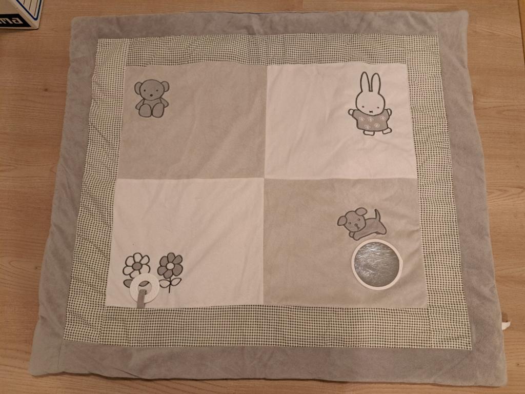 Box kleed Nijntje, Ophalen