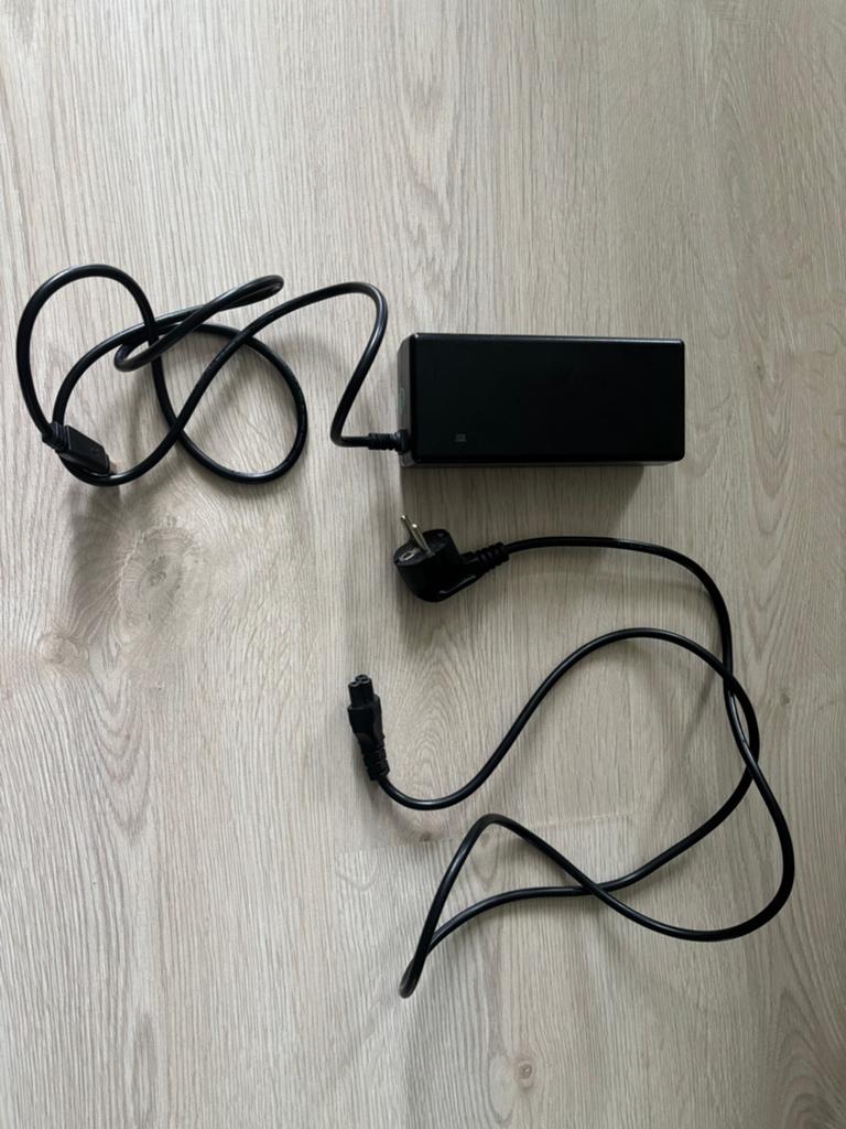 Acculader Stella Vicenza Joycube Li-ion Bat Charger for 36V, Ophalen, Zo goed als nieuw