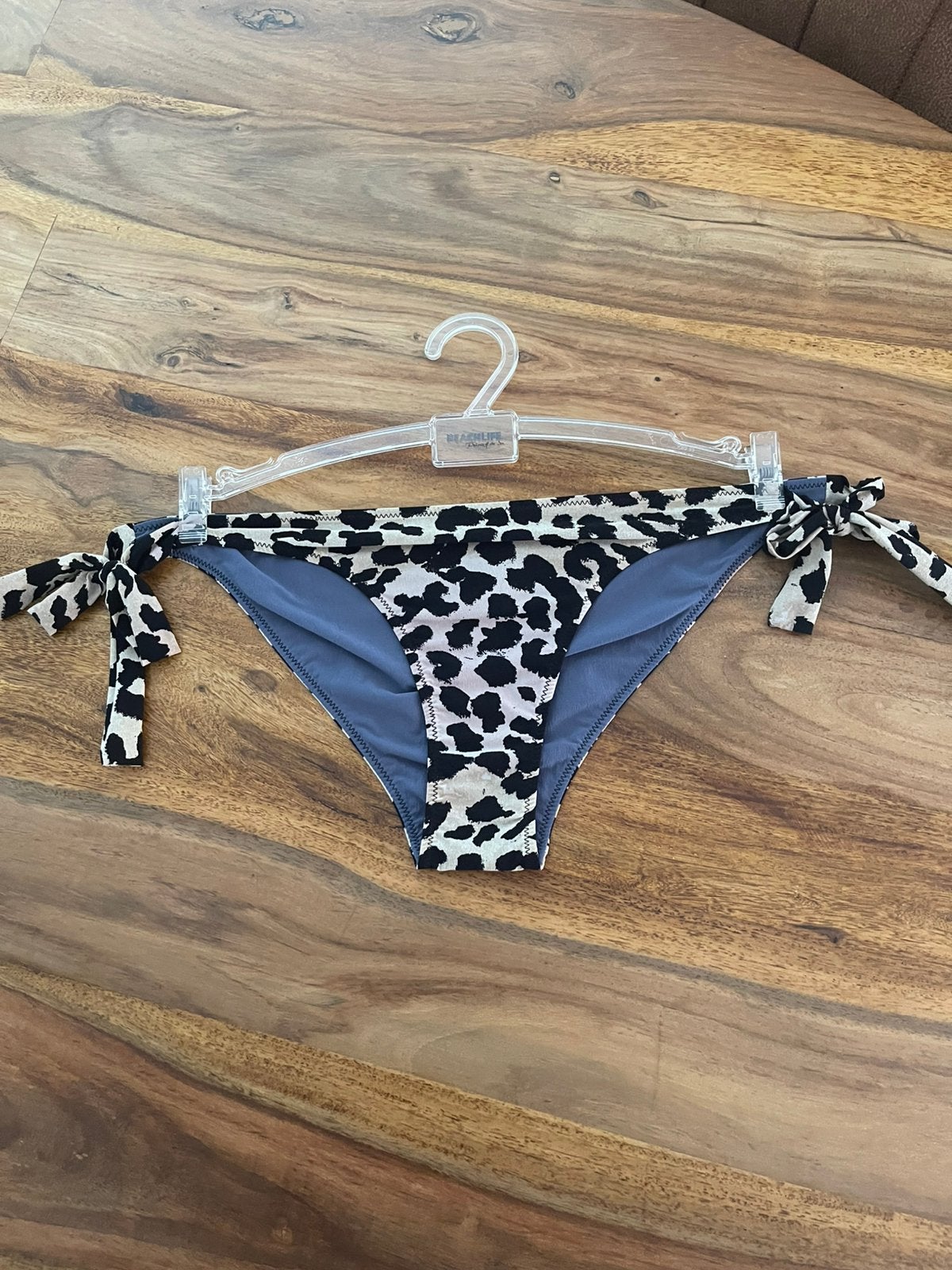 Love stories strik bikini slip maat m en L carbide, Verzenden, Nieuw, Meerkleurig, Overige typen