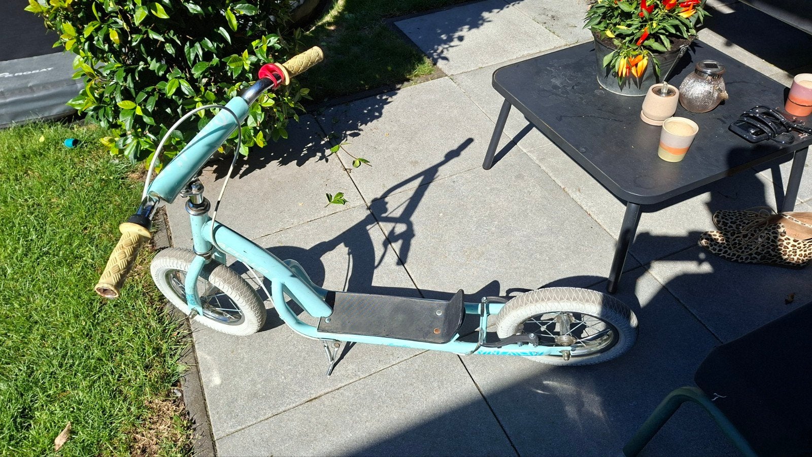 Step Apollo met luchtbandjes 12 inch en rem, Fietsen en Brommers, Ophalen, Gebruikt, Gewone step
