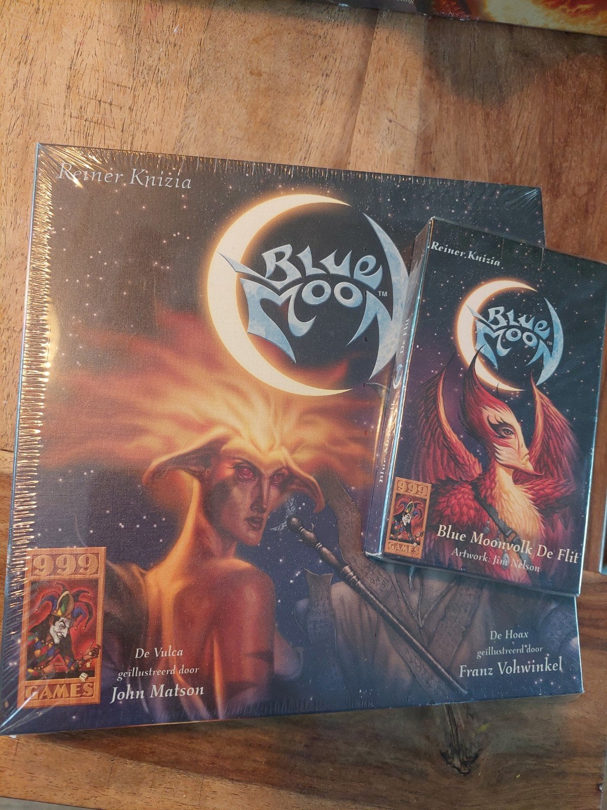 Blue Moon Bordspel + Uitbreiding (Nieuw in seal), Een of twee spelers, Ophalen of Verzenden, Nieuw, 999 Games
