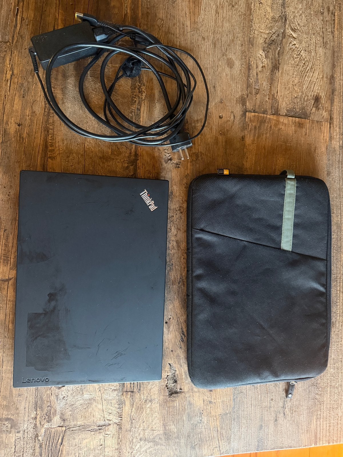 Lenovo ThinkPad A475 + oplader + hoes (defect), Computers en Software, Windows Laptops, 2 tot 3 Ghz, Qwerty, 14 inch, Ophalen of Verzenden