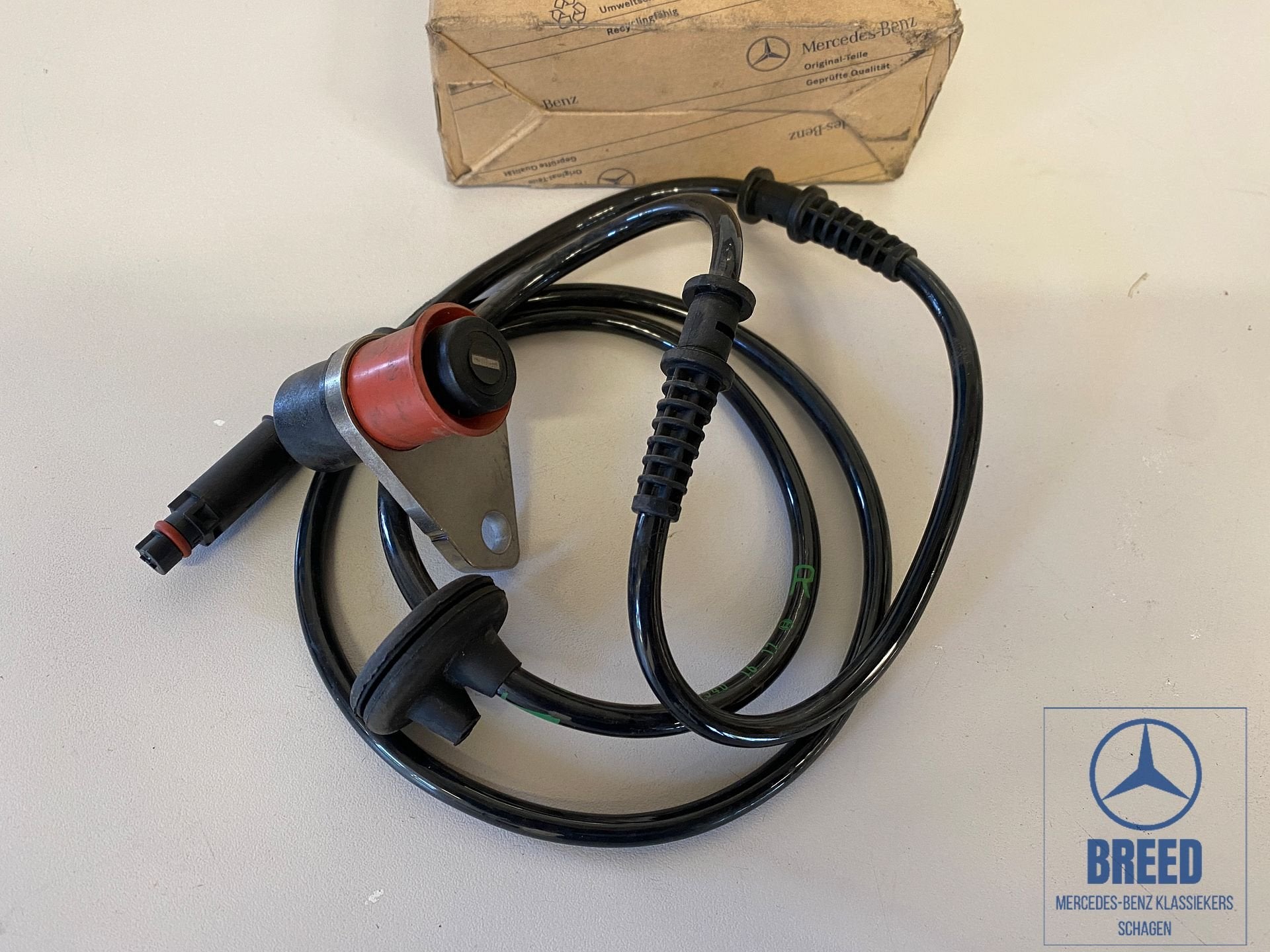 NOS ABS-sensor rechts voor Mercedes-Benz W202 C-Klasse, -, Nieuw, Ophalen of Verzenden, -