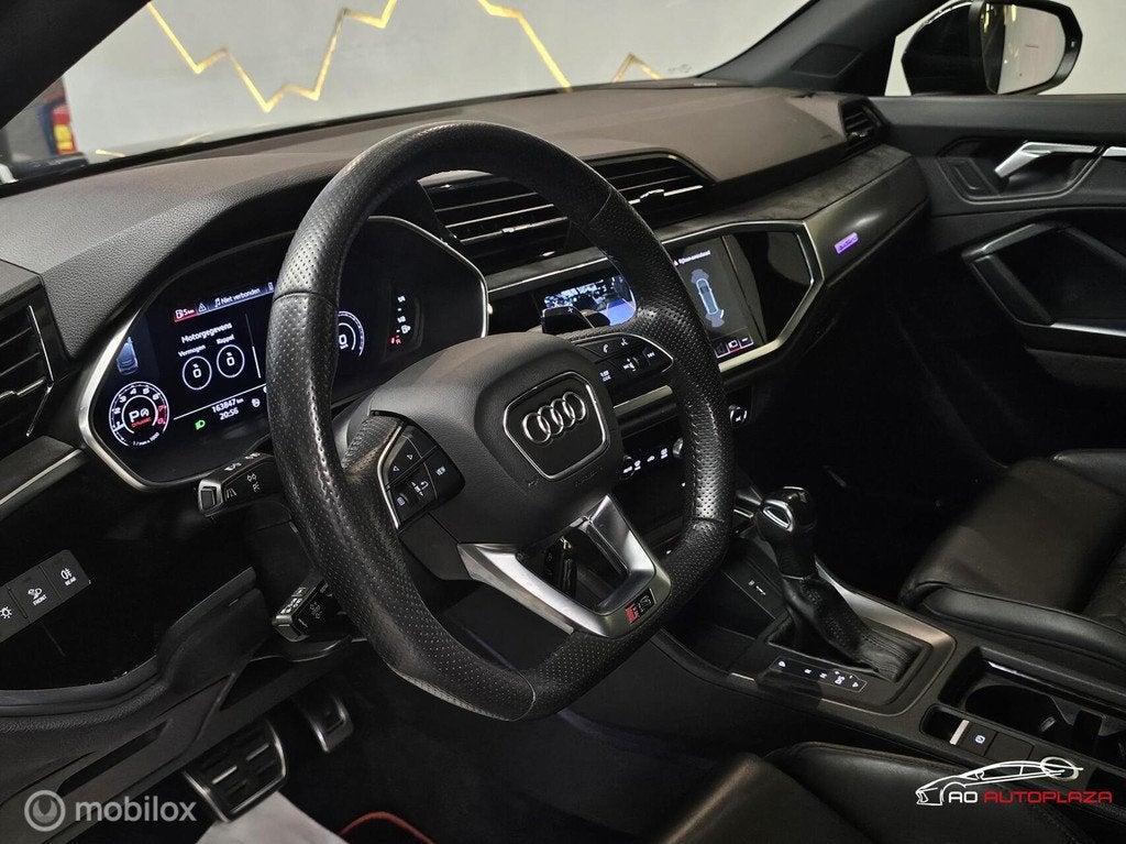 Audi RS Q3 Sportback 2.5 TFSI Panorama/B&O/RS Seats/Matrix/S, Auto's, Automaat, Euro 6, 1675 kg, Zwart